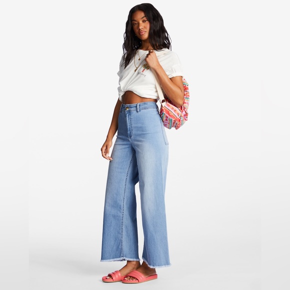 Billabong Mini Canvas Backpack - Picture 9 of 13